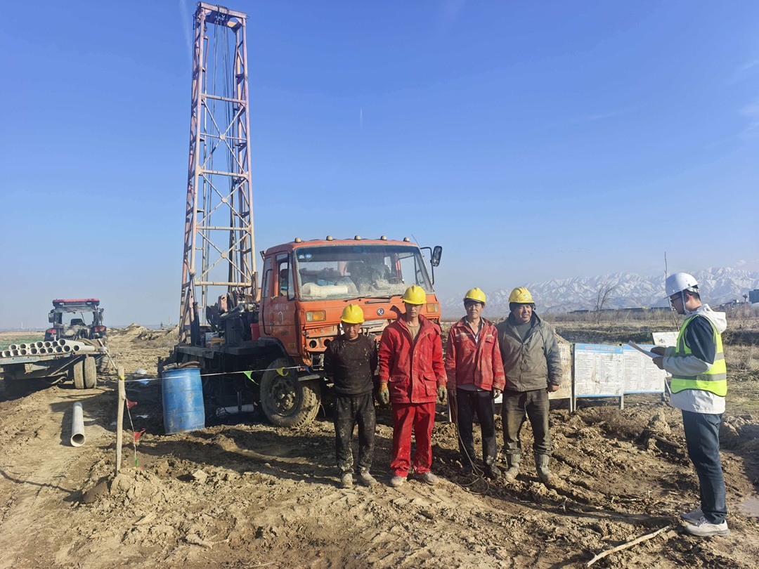 冬啟春竟：阜康產(chǎn)業(yè)園地下水監測井一期告捷
